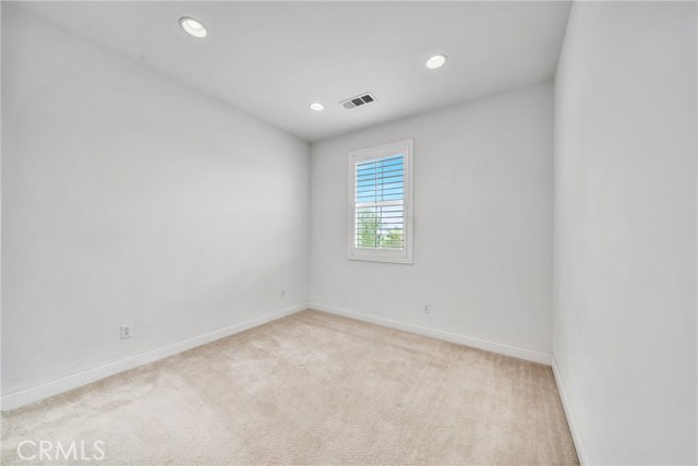 Detail Gallery Image 22 of 34 For 2840 E via Fiano, Ontario,  CA 91764 - 3 Beds | 2/1 Baths