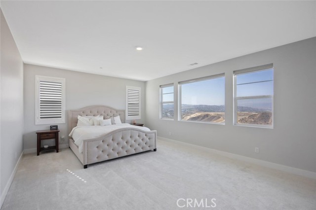 27751 Reel Lane, Stevenson Ranch CA: https://media.crmls.org/medias/4358e289-8385-4bc8-ab64-5304bac5fb13.jpg