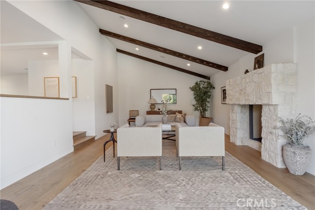 Detail Gallery Image 24 of 62 For 3250 Coldwater Canyon Ave, Studio City,  CA 91604 - 4 Beds | 4 Baths