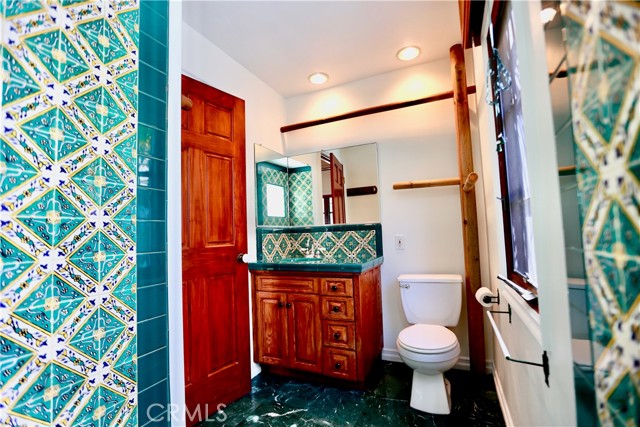 Detail Gallery Image 30 of 45 For 28817 Top of the World Dr, Laguna Beach,  CA 92651 - 2 Beds | 3 Baths