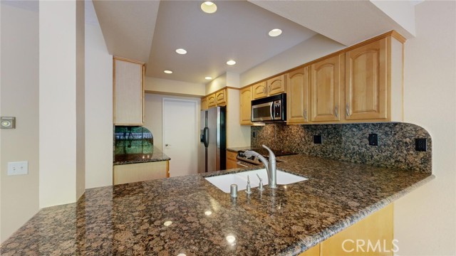 Detail Gallery Image 10 of 37 For 219 Avenida Adobe, San Clemente,  CA 92672 - 2 Beds | 1/1 Baths