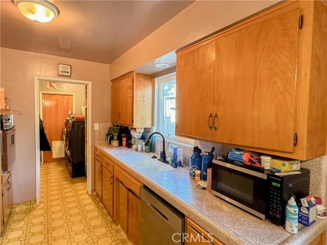 Detail Gallery Image 7 of 20 For 3504 Timberline, Bakersfield,  CA 93308 - 4 Beds | 2 Baths