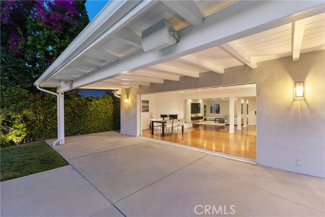Detail Gallery Image 9 of 59 For 3109 Dona Susana Dr, Studio City,  CA 91604 - 4 Beds | 2 Baths