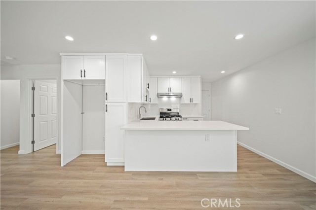 Detail Gallery Image 6 of 20 For 252 W Tujunga #101,  Burbank,  CA 91502 - 2 Beds | 2 Baths