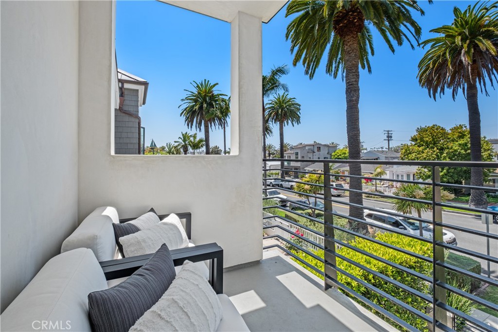 435c8eec 786e 4af0 8b9e D01ab93ed8fe