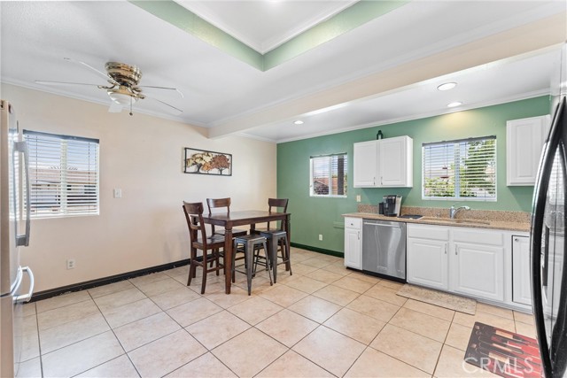 942 Oleander Street, Brea CA: https://media.crmls.org/medias/435cb385-bd73-4907-813b-f09c6f554a64.jpg