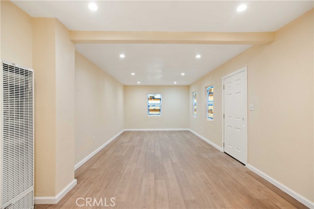 Detail Gallery Image 10 of 31 For 2117 N Keene, Los Angeles,  CA 90059 - 3 Beds | 1 Baths