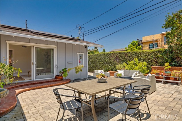 3313 Onrado Street, Torrance CA: https://media.crmls.org/medias/435d6345-d591-4eb3-951f-9d1a59a9ee74.jpg