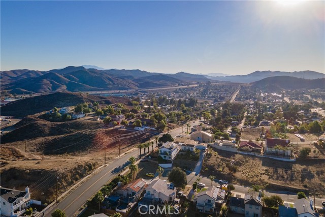 Detail Gallery Image 43 of 45 For 1006 W Pottery Street, Lake Elsinore,  CA 92530 - 4 Beds | 3/1 Baths
