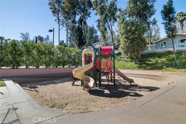 23777 Mulholland Highway, Calabasas CA: https://media.crmls.org/medias/435ddd92-ab64-4e02-8f71-2d8775d06a66.jpg