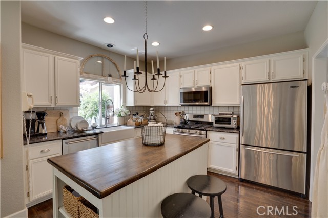 Detail Gallery Image 21 of 71 For 22977 Briarwood Dr, Corona,  CA 92883 - 4 Beds | 2/1 Baths