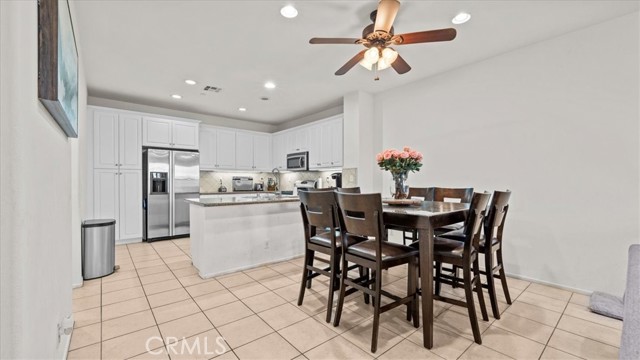 12533 Cipriano Lane, Eastvale CA: https://media.crmls.org/medias/435f599d-976d-4db5-8278-222d45d74f35.jpg