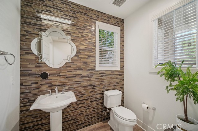 Detail Gallery Image 29 of 75 For 20512 W Esmerelda Ln, Porter Ranch,  CA 91326 - 4 Beds | 4/1 Baths