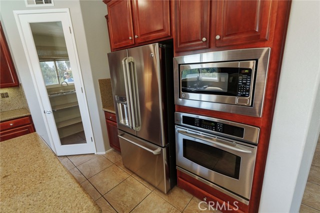 Detail Gallery Image 19 of 64 For 26499 Bladen Ave, Murrieta,  CA 92562 - 6 Beds | 3 Baths