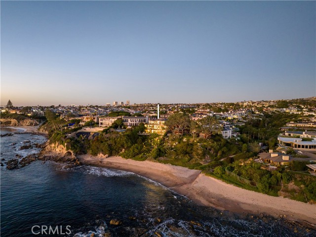 Detail Gallery Image 11 of 46 For 177 Shorecliff Rd, Corona Del Mar,  CA 92625 - 5 Beds | 5/5 Baths