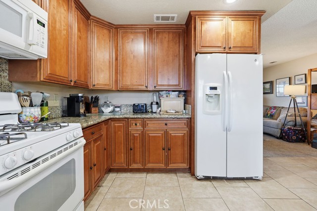 Detail Gallery Image 29 of 48 For 16019 Cactus St, Hesperia,  CA 92345 - 4 Beds | 3 Baths