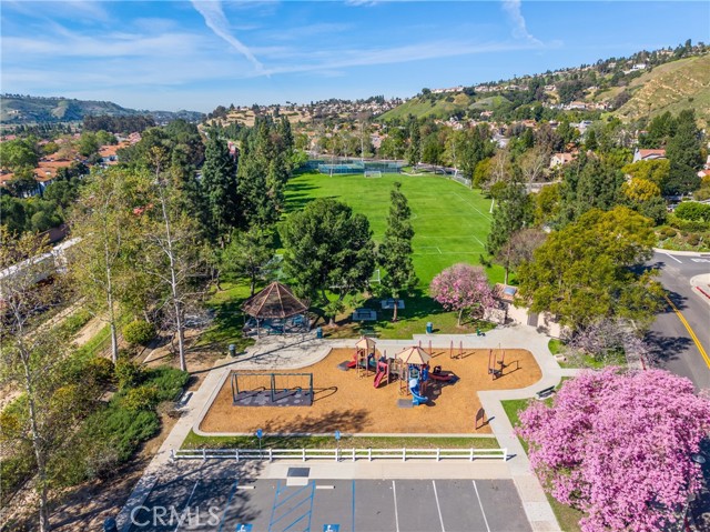 Image 36 of 39 For 5585 Running Spring