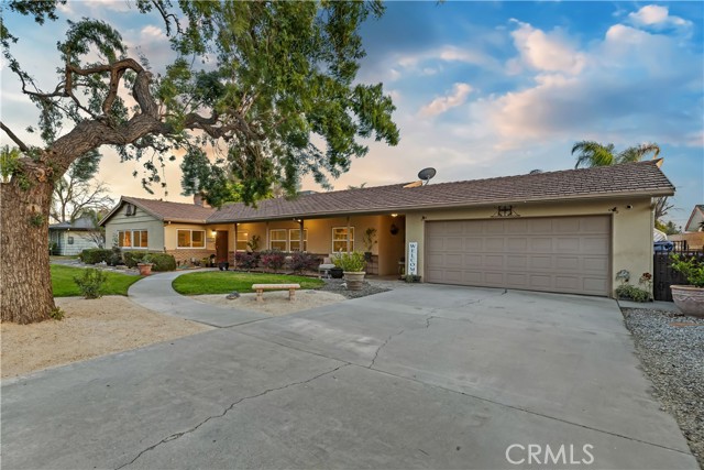 Detail Gallery Image 1 of 1 For 5496 Jurupa Ave, Riverside,  CA 92504 - 4 Beds | 2 Baths