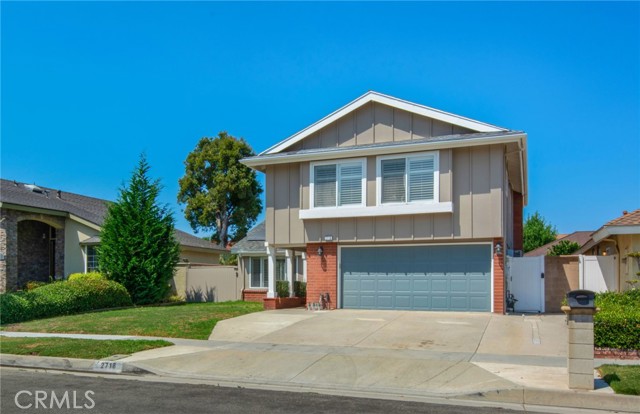 Detail Gallery Image 1 of 28 For 2718 S Griset Pl, Santa Ana,  CA 92704 - 4 Beds | 2/1 Baths