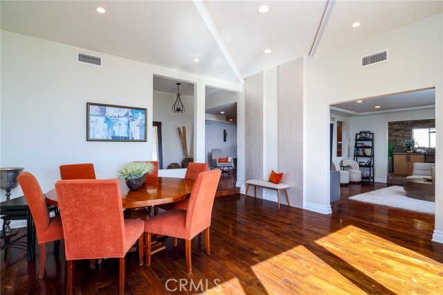 Detail Gallery Image 15 of 52 For 11810 Babbitt, Granada Hills,  CA 91344 - 4 Beds | 4 Baths