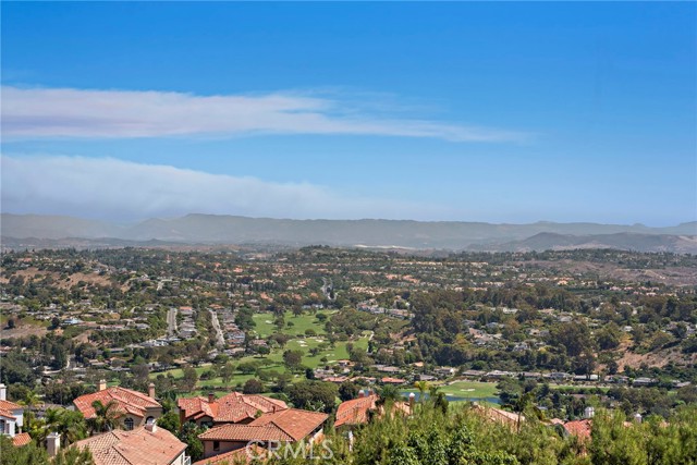 Detail Gallery Image 20 of 43 For 30782 La Brise, Laguna Niguel,  CA 92677 - 4 Beds | 3 Baths