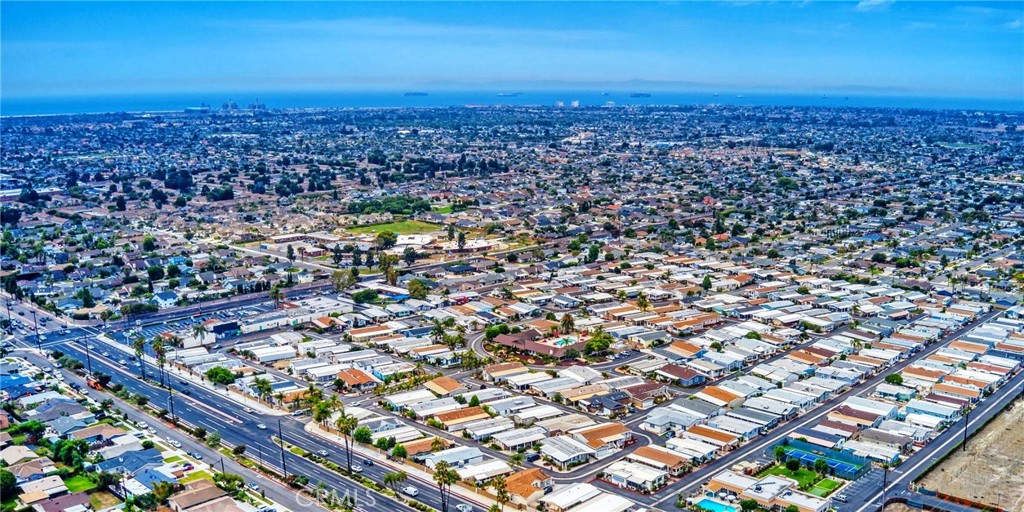 MLS #OC26155985 image #23