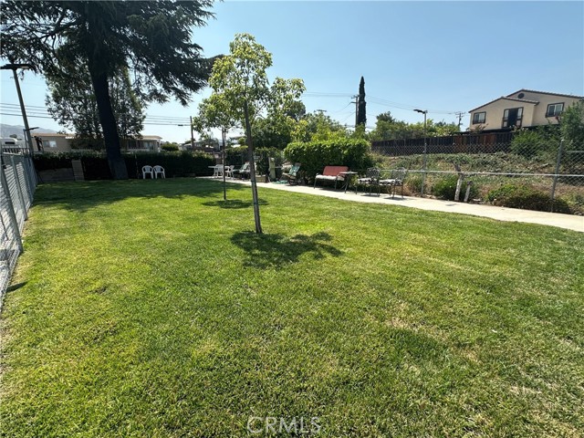 12618 3rd Street, Yucaipa CA: https://media.crmls.org/medias/43656150-84db-4625-9454-747da03fc5df.jpg