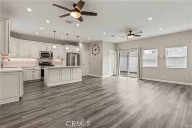 17165 Rinaldi Street, Granada Hills CA: https://media.crmls.org/medias/436571a0-cfcf-4b77-b3ce-3fda06415845.jpg