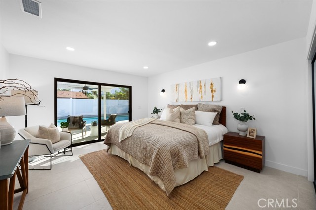 1975 E Mark Leslie, Palm Springs, CA 92264