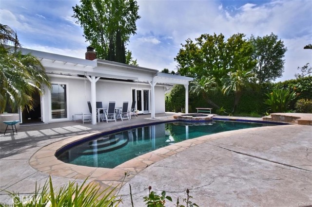 23937 Pentland Street photo 44