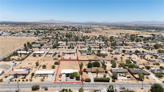 16662 Joshua Street, Hesperia CA: https://media.crmls.org/medias/43661d41-b4fc-4787-84ff-bc46514615a6.jpg
