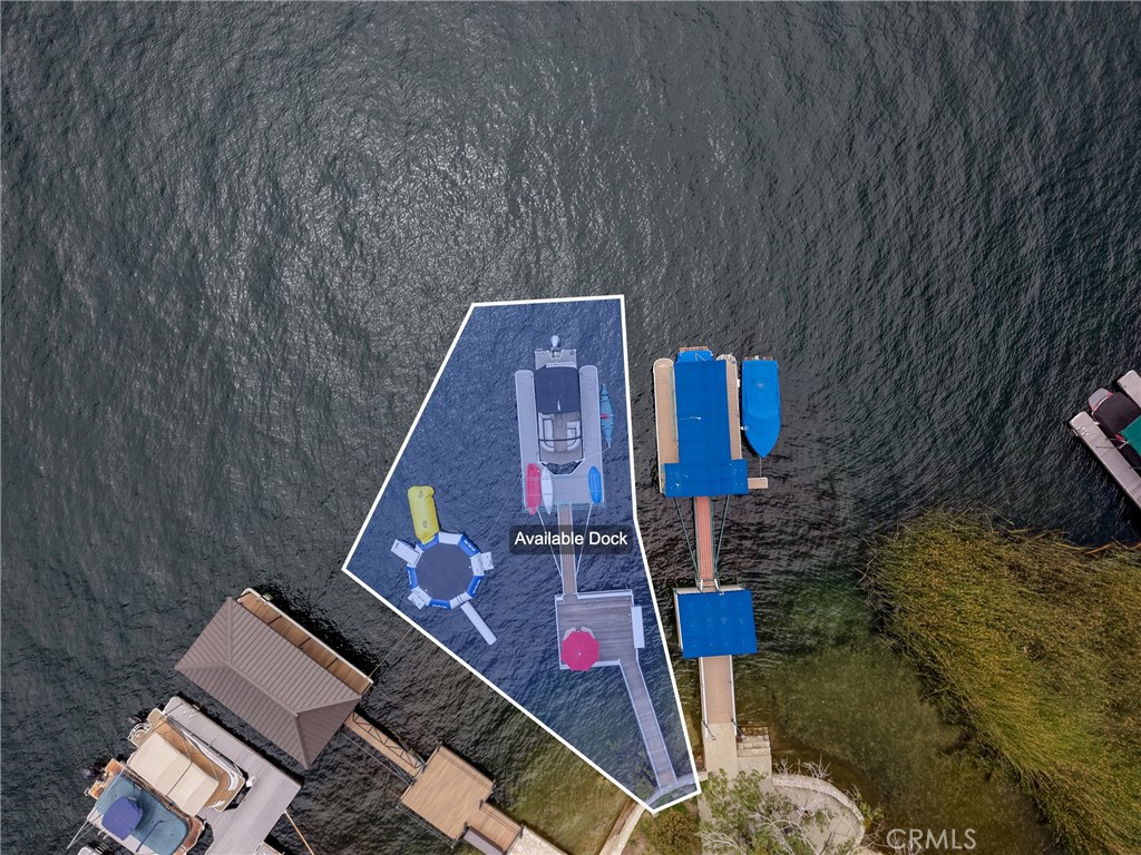 https://media.crmls.org/medias/4366b75d-aec1-4f6a-907f-eb9fbd834a37.jpg?preset=X-Large