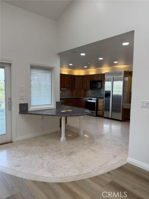 1461 Flinton Court, Westlake Village CA: https://media.crmls.org/medias/4367fe0e-a124-46d4-8e6c-2be076914b34.jpg
