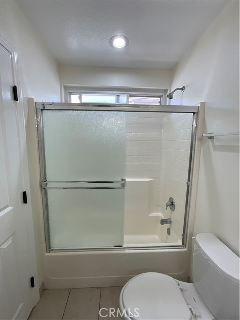 2641 Santa Ana Avenue, Costa Mesa CA: https://media.crmls.org/medias/436868b9-687b-4e01-999d-52d2e4b08693.jpg