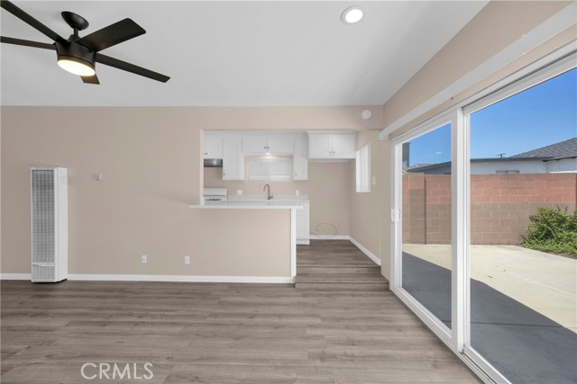 Detail Gallery Image 9 of 53 For 5572 Saint Ann Ave, Cypress,  CA 90630 - 5 Beds | 2 Baths