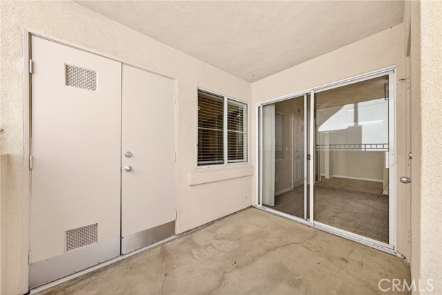 Detail Gallery Image 3 of 32 For 6374 Gage #121,  Bell Gardens,  CA 90201 - 2 Beds | 2 Baths
