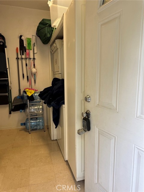 Detail Gallery Image 14 of 15 For 301 N Hudson Ave #C,  Pasadena,  CA 91101 - 0 Beds | 1 Baths