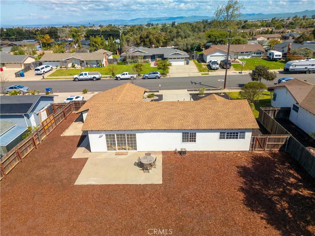 https://media.crmls.org/medias/436a333b-104a-44a1-bb44-2856ae773ca8.jpg?preset=X-Large