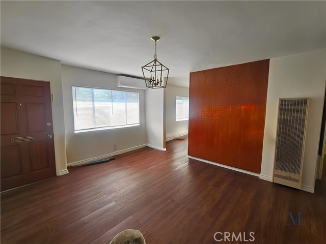 1214 E Broadway, Glendale CA: https://media.crmls.org/medias/436ae116-d4c5-41da-8336-555f52f7cc00.jpg