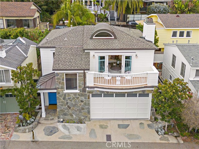 31602 Santa Rosa Drive, Laguna Beach CA: https://media.crmls.org/medias/436ba3ca-4c84-4cc0-ba02-b127d5b83f71.jpg