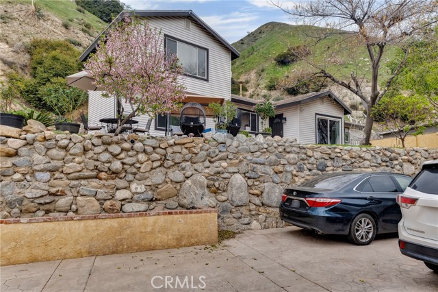 Detail Gallery Image 5 of 30 For 9707 Foothill, Sylmar,  CA 91342 - 4 Beds | 3 Baths