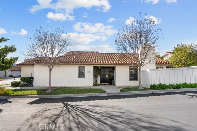Detail Gallery Image 9 of 41 For 745 Wind Willow Way, Simi Valley,  CA 93065 - 3 Beds | 2 Baths