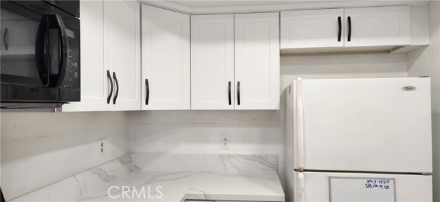 Detail Gallery Image 3 of 28 For 713 Walnut Dr, Lake Elsinore,  CA 92530 - 2 Beds | 1 Baths