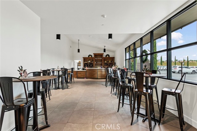 Image 21 of 62 For 40620 Calle Contento