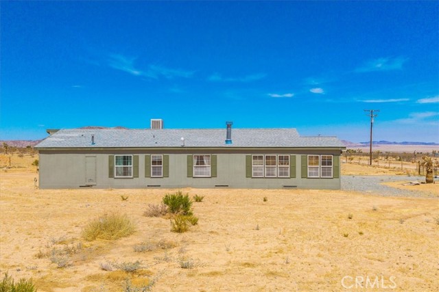 Detail Gallery Image 5 of 52 For 816 Gerber Ave, Landers,  CA 92285 - 3 Beds | 2 Baths