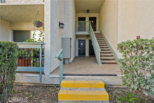 Detail Gallery Image 4 of 43 For 23675 Park Capri #24,  Calabasas,  CA 91302 - 2 Beds | 2 Baths