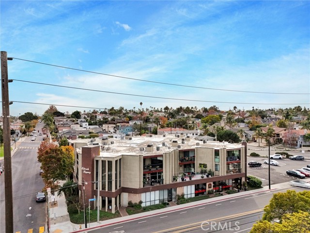 Detail Gallery Image 36 of 49 For 5190 E Colorado St #204,  Long Beach,  CA 90814 - 1 Beds | 1 Baths