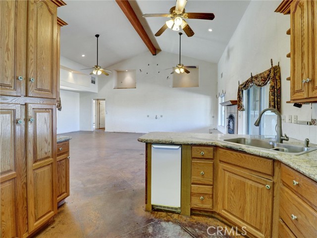 Detail Gallery Image 32 of 75 For 5040 Brisbane Ave, Yucca Valley,  CA 92284 - 3 Beds | 2 Baths