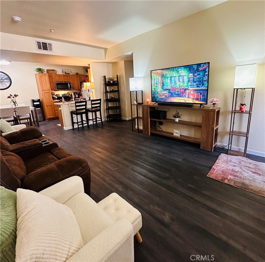 41410 Juniper Street #1121