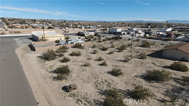 Image 18 of 19 For 71952 Cactus Drive